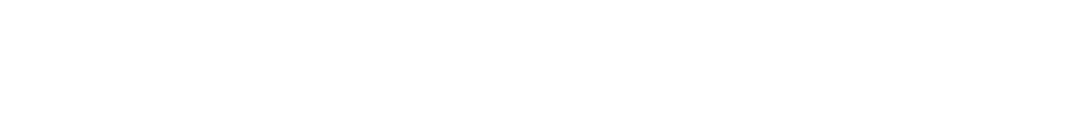 1963年10月2日生まれ、鹿児島県出身。早稲田大学第一文学部を卒業。CM制作会社でディレクターとして活躍。07年、カンヌ国際映画祭批評家週間正式招待作品「腑抜けども、悲しみの愛を見せろ」で映画監督デビュー。その後「クヒオ大佐」（09）や「パーマネント野ばら」（10）を監督。4作目「桐島、部活やめるってよ」（12）で第36回日本アカデミー賞最優秀監督賞をはじめ数多くの賞を受賞。14年、宮沢りえを主演に迎えた「紙の月」を監督した。公開待機作に、2017年5月「美しい星」、2018年「羊の木」がある。本谷有希子の小説『ぬるい毒』舞台化に続き、今作『クヒオ大佐の妻』が2回目の舞台作品となる。